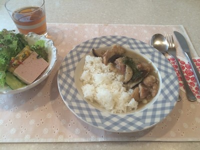 20150625145519.25ランチ　鶏肉.jpg
